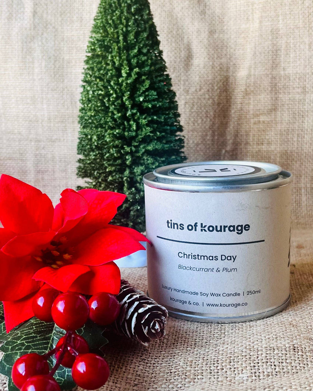 Kourage & co - Christmas Day Soy Wax Candle mini 50ml | Scented Paint Tin Candles